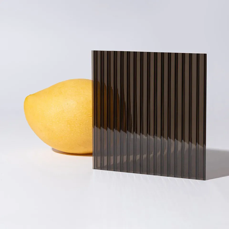 Сотовый поликарбонат 10 мм серый 