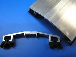 Планка прижимная алюминиевая верхняя 6 м 