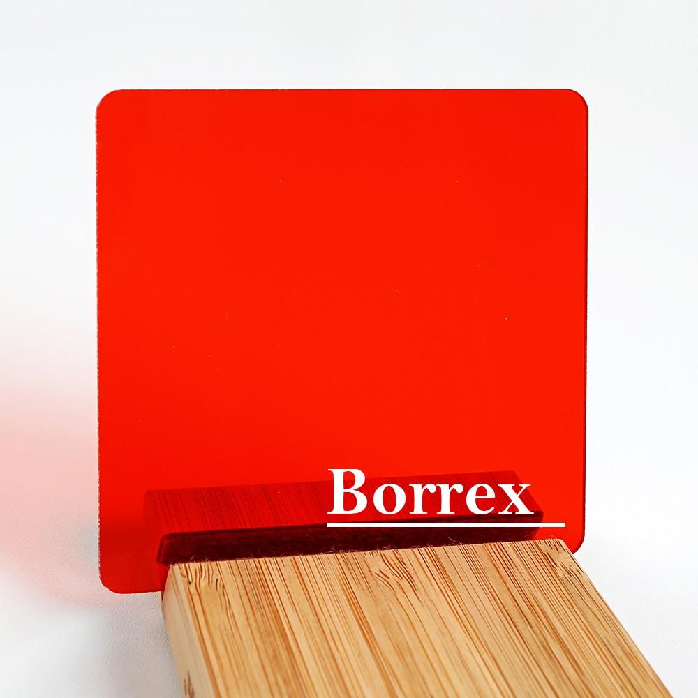 Монолитный поликарбонат Borrex красный 2 мм 